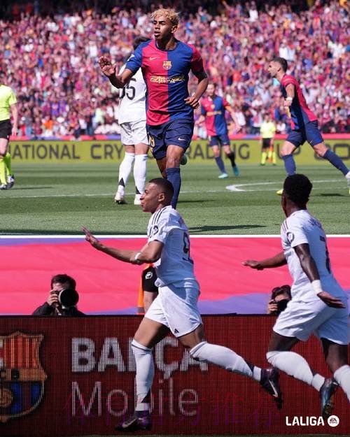 弗里克对皇马取得四连胜 再胜一次可追平瓜帅纪录